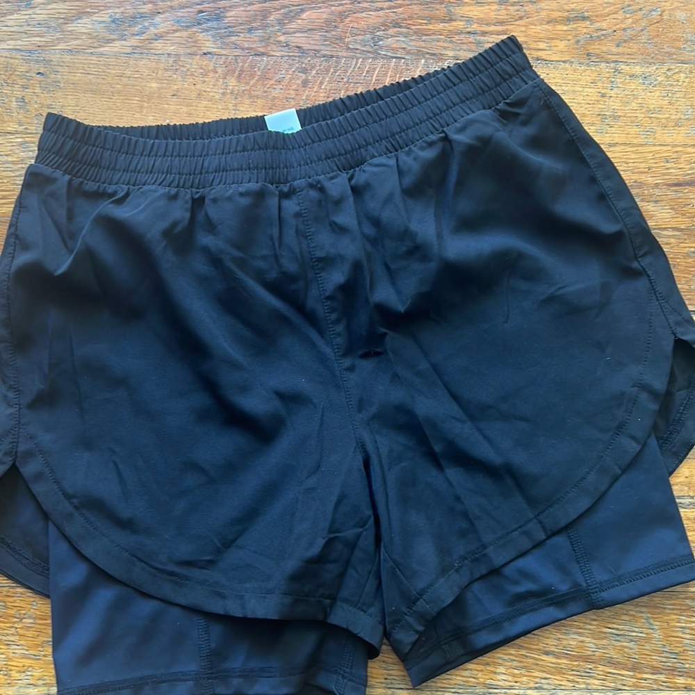 Girls Old Navy Black Flowy shorts with biker shorts attached size XL